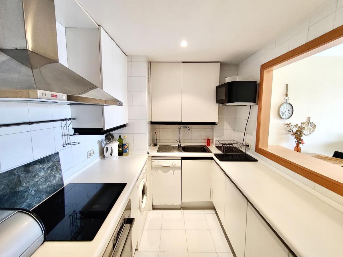 Exclusive Puerto Banus Beach Apartment Free Parking Wifi & Swimming Pool Marbella Eksteriør bilde