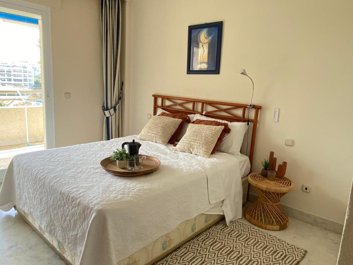 Exclusive Puerto Banus Beach Apartment Free Parking Wifi & Swimming Pool Marbella Eksteriør bilde