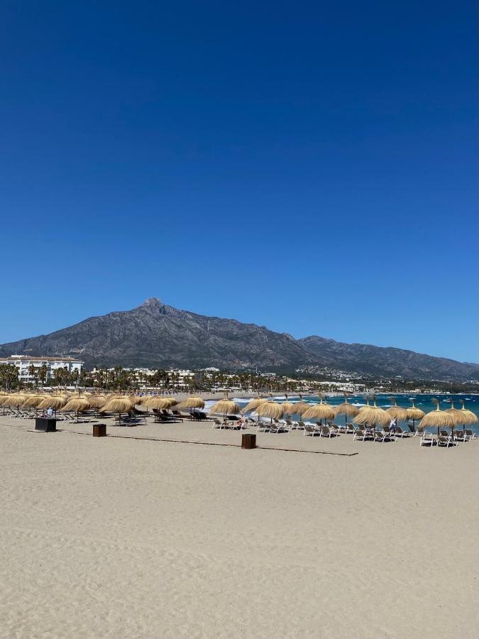 Exclusive Puerto Banus Beach Apartment Free Parking Wifi & Swimming Pool Marbella Eksteriør bilde